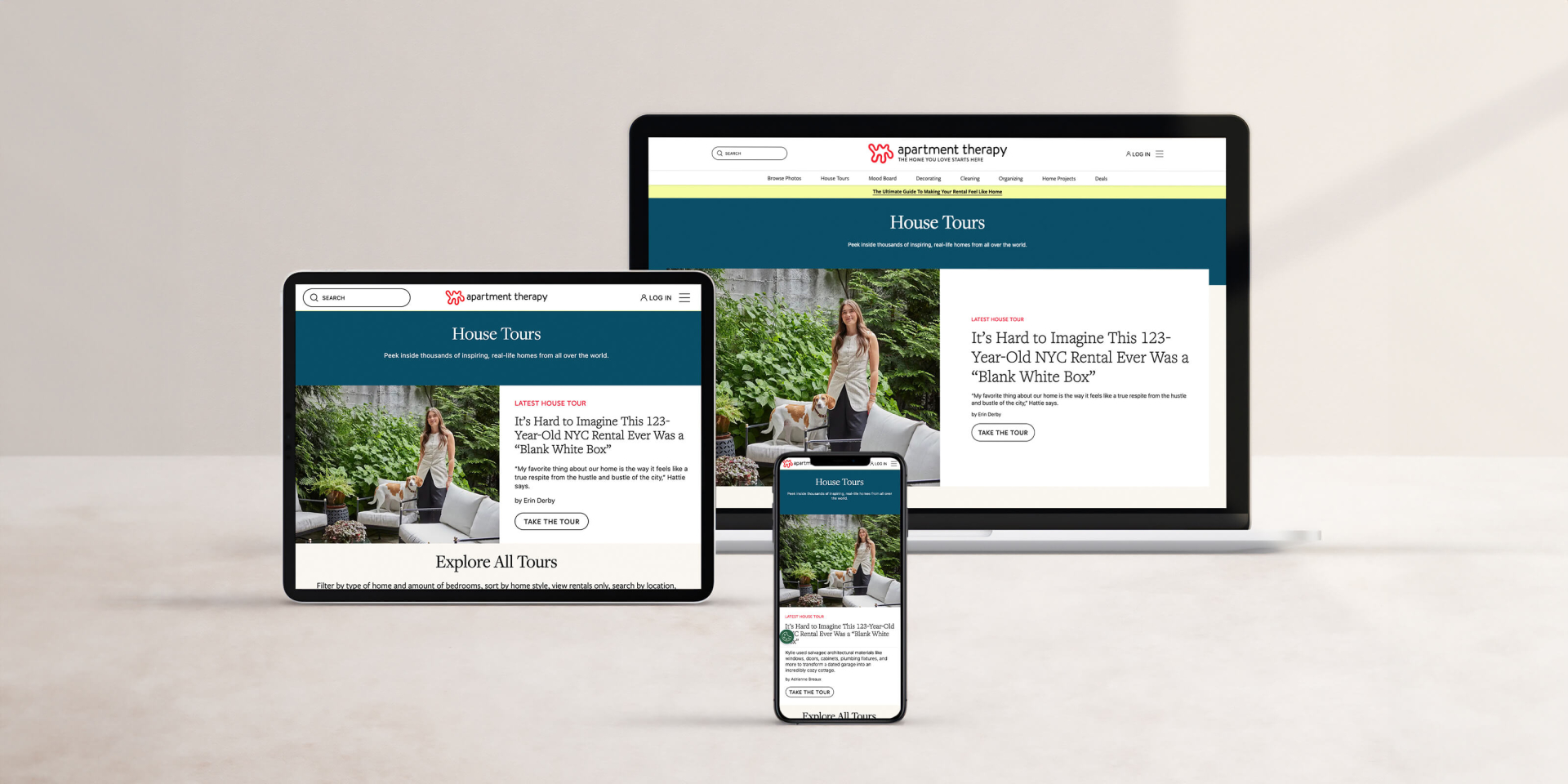 Responsives Webdesign, dargestellt auf einem Laptop, Tablet und Smartphone, das Immobilienangebote zeigt.